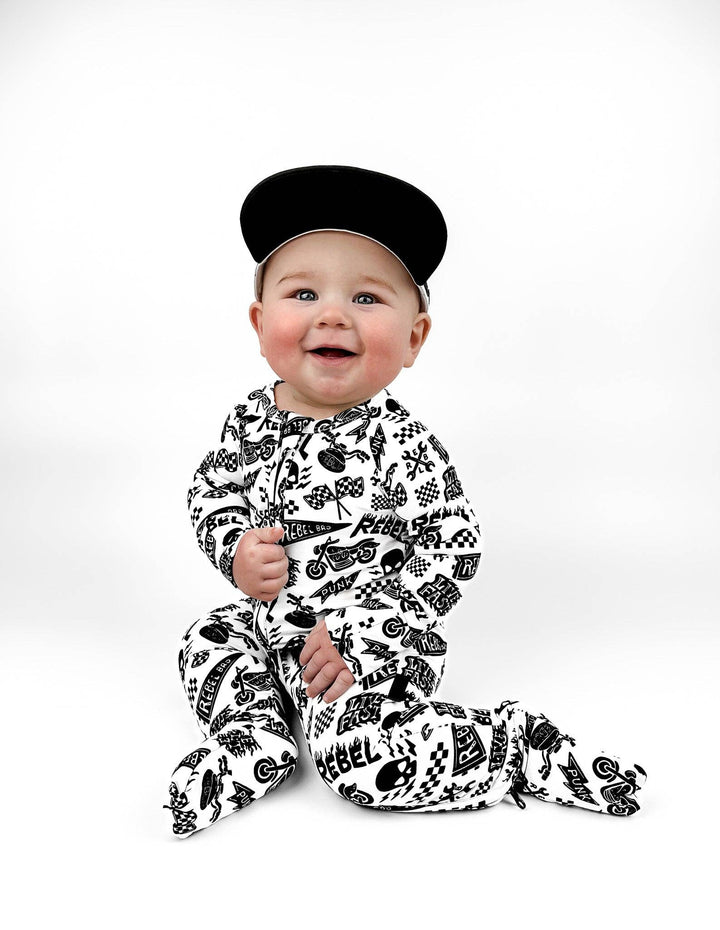 Bamboo Zippy Sleeper in Live Fast