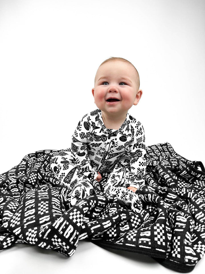 Bamboo Zippy Sleeper in Live Fast