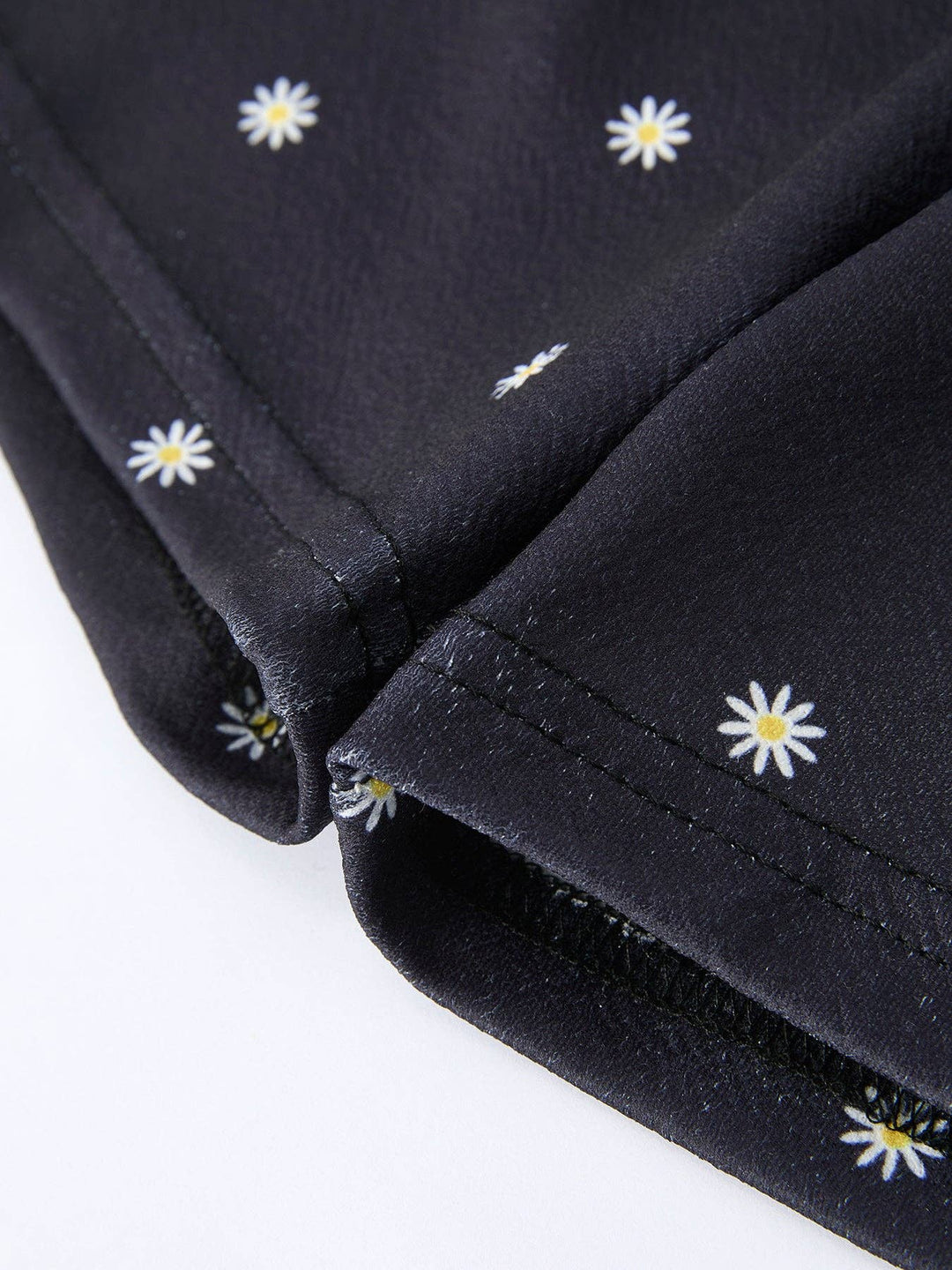 Summer Daisy  Girls Bow Ruffle Set